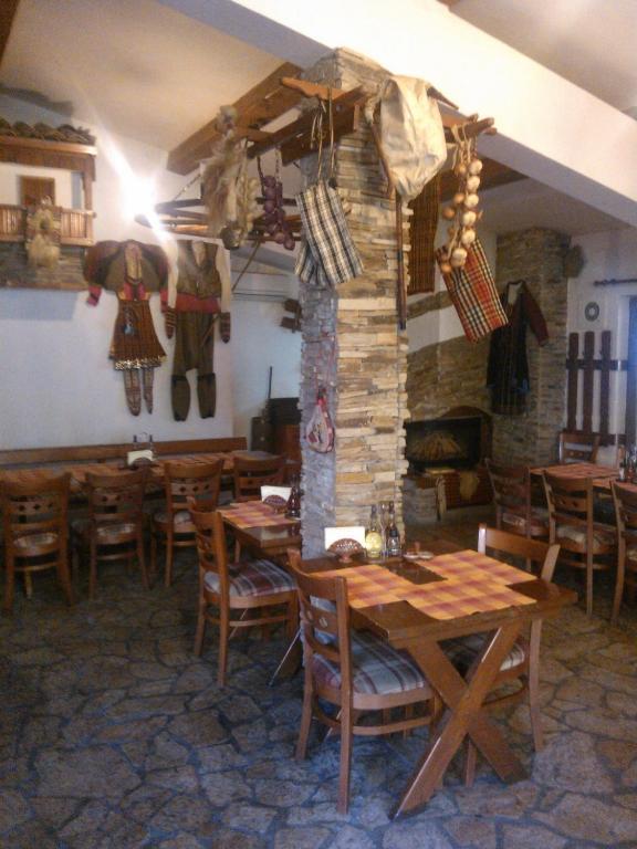 Family Hotel Veronika Devin Kültér fotó