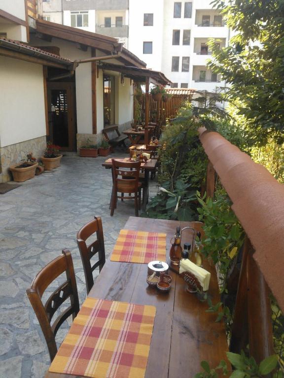 Family Hotel Veronika Devin Kültér fotó